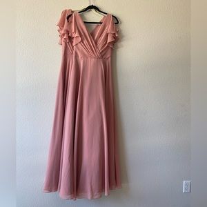 David’s Bridal Bridemaid Dress - size 4, Desert color, flutter sleeve